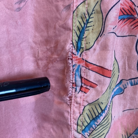 JOHNNY WAS Silk Blouse Snap Closure Ruffle Detail Sz M Bohemian Luxury Floral - Picture 12 of 16